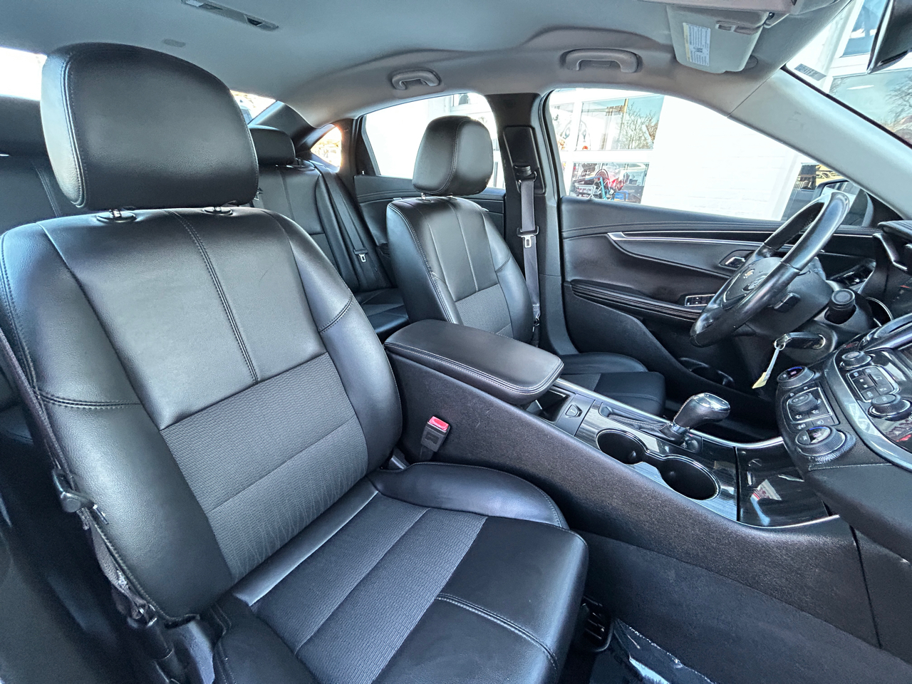 Chevrolet Impala 4dr Sdn LT w/1LT 2017