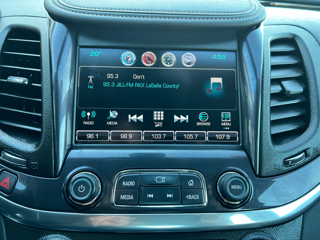 Chevrolet Impala 4dr Sdn LT w/1LT 2017