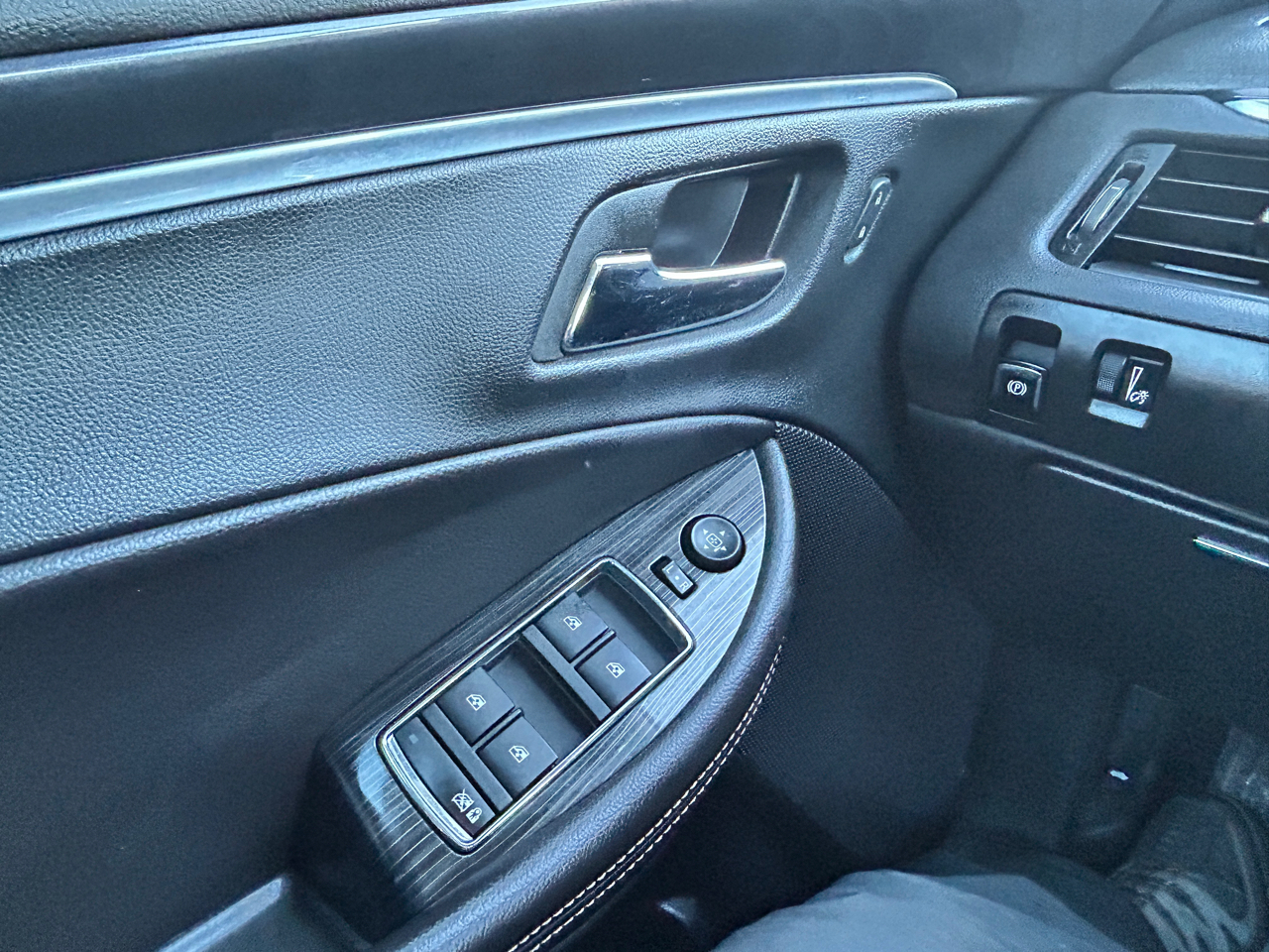 Chevrolet Impala 4dr Sdn LT w/1LT 2017