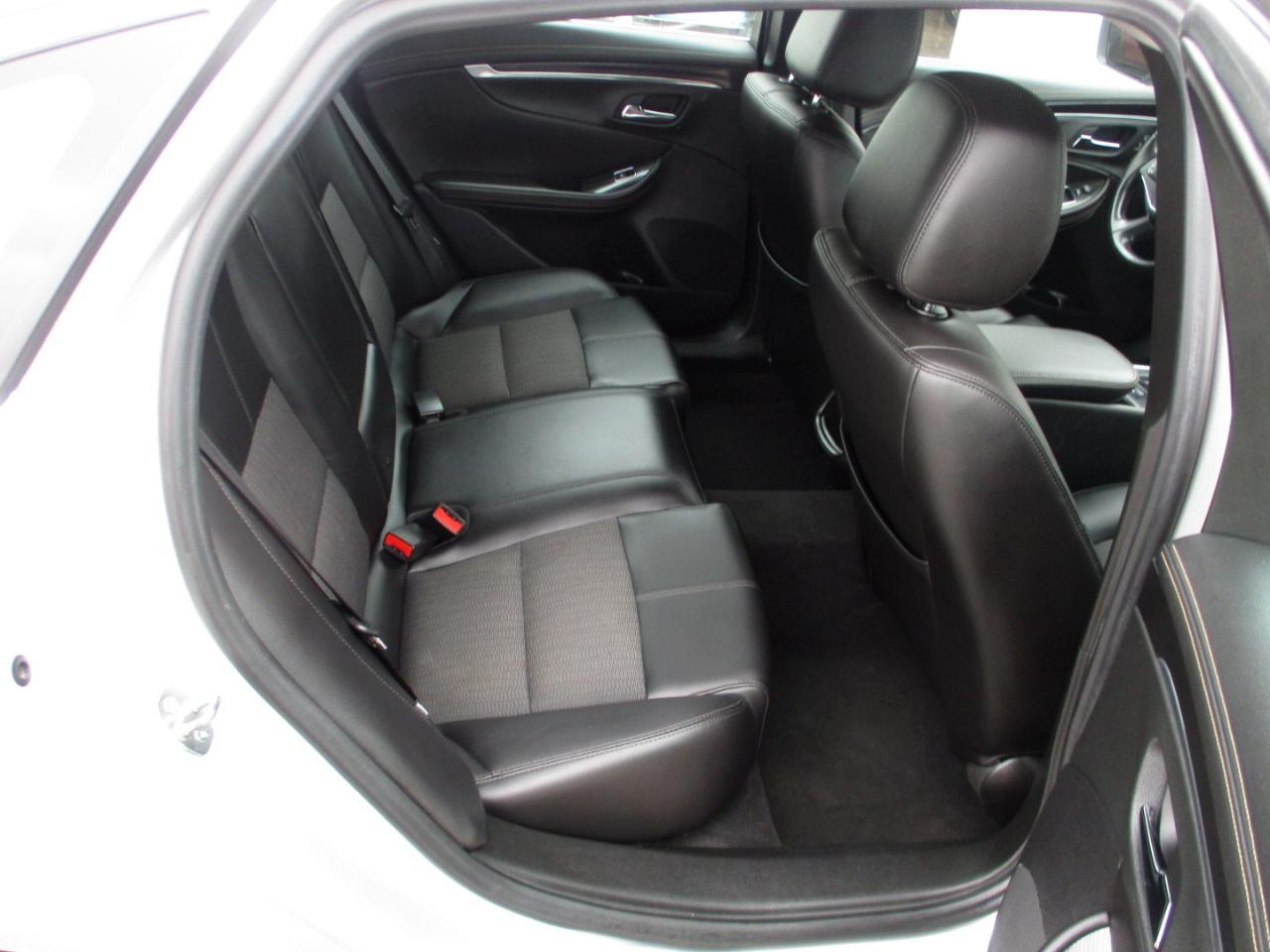 Chevrolet Impala 4dr Sdn LT w/1LT 2017