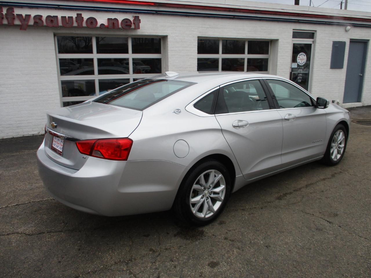 Chevrolet Impala 4dr Sdn LT w/1LT 2017