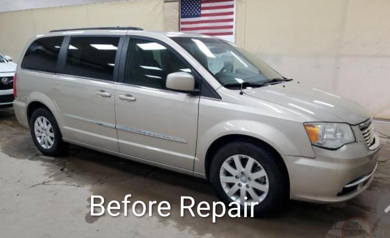 Chrysler Town & Country 4dr Wgn Touring 2016