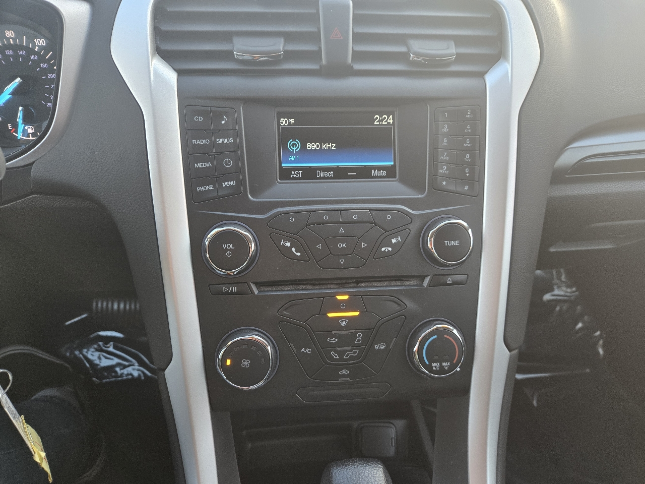 Ford Fusion 4dr Sdn SE FWD 2015