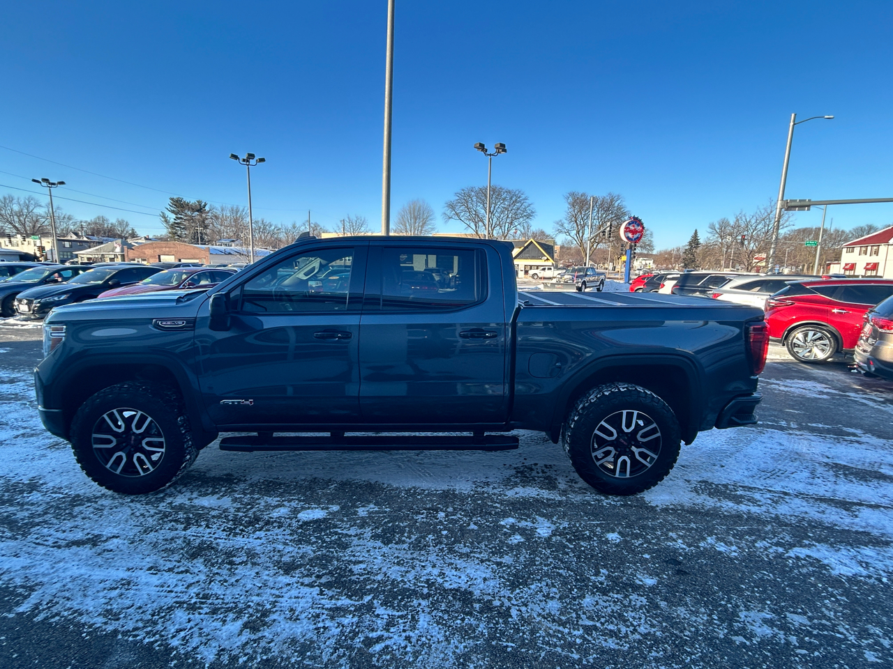 GMC Sierra 1500 4WD Crew Cab 147" AT4 2020