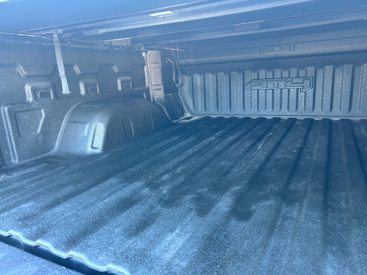 GMC Sierra 1500 4WD Crew Cab 147" AT4 2020