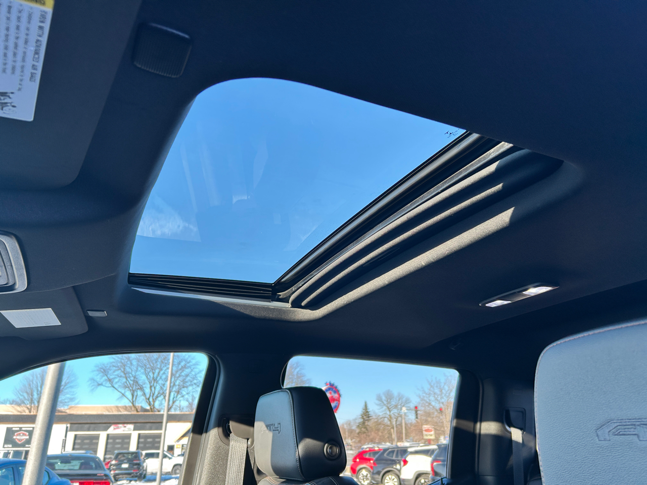 GMC Sierra 1500 4WD Crew Cab 147" AT4 2020