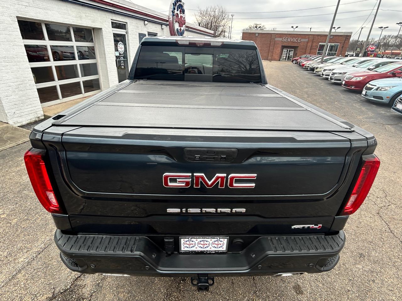 GMC Sierra 1500 4WD Crew Cab 147" AT4 2020