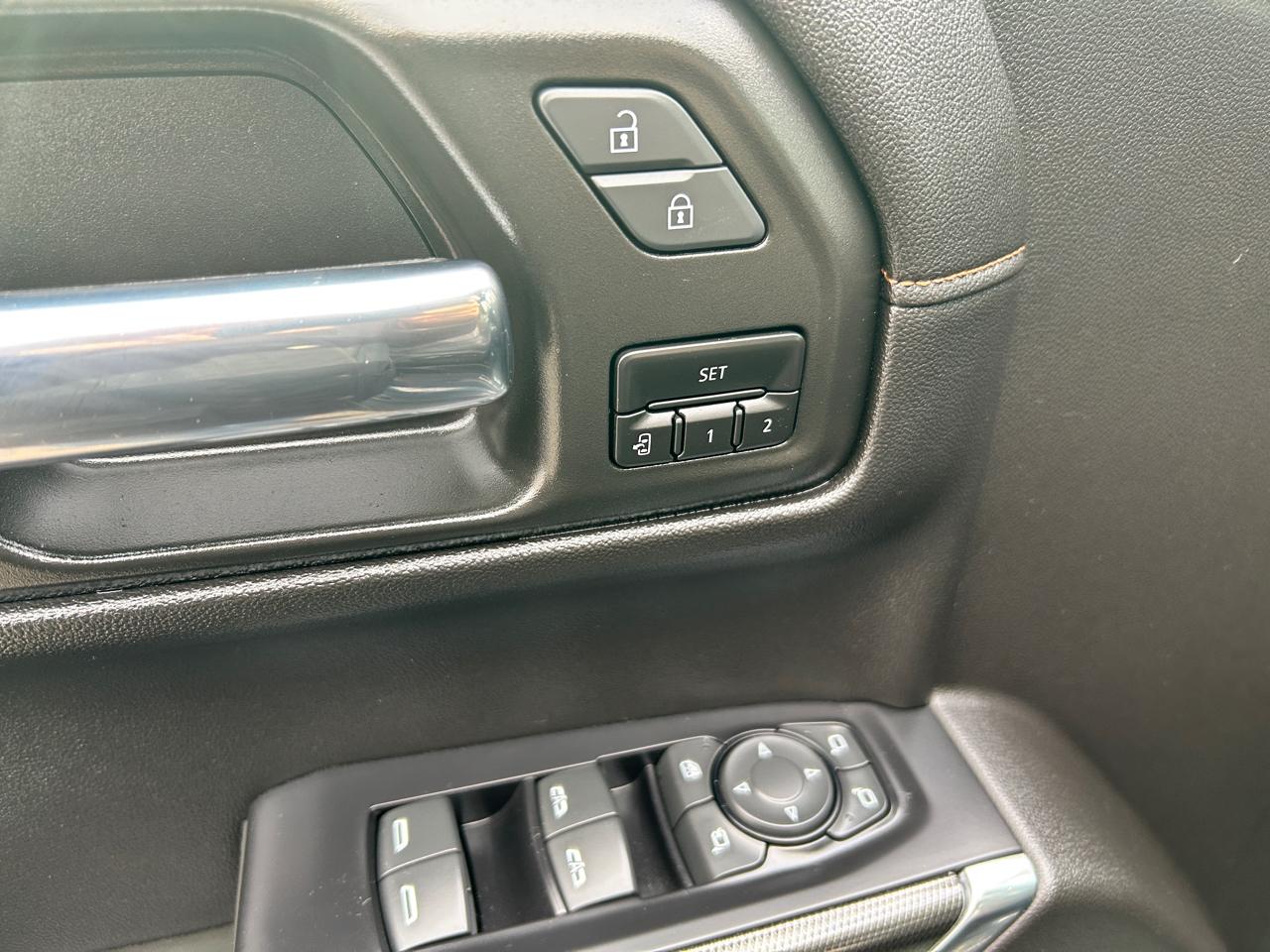 GMC Sierra 1500 4WD Crew Cab 147" AT4 2020