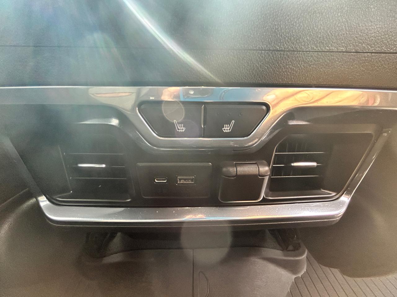 GMC Sierra 1500 4WD Crew Cab 147" AT4 2020