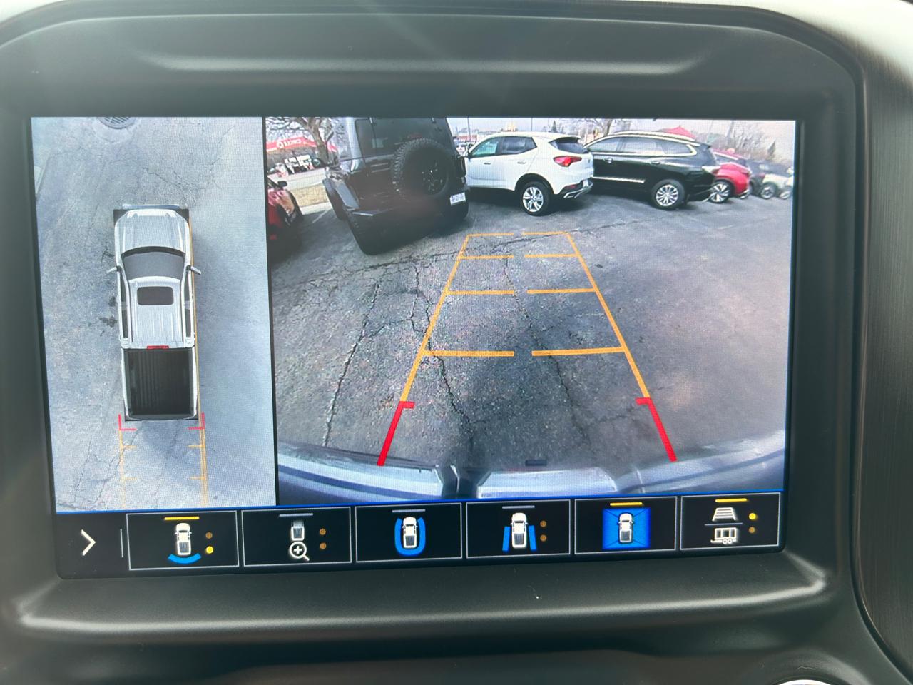 GMC Sierra 1500 4WD Crew Cab 147" AT4 2020