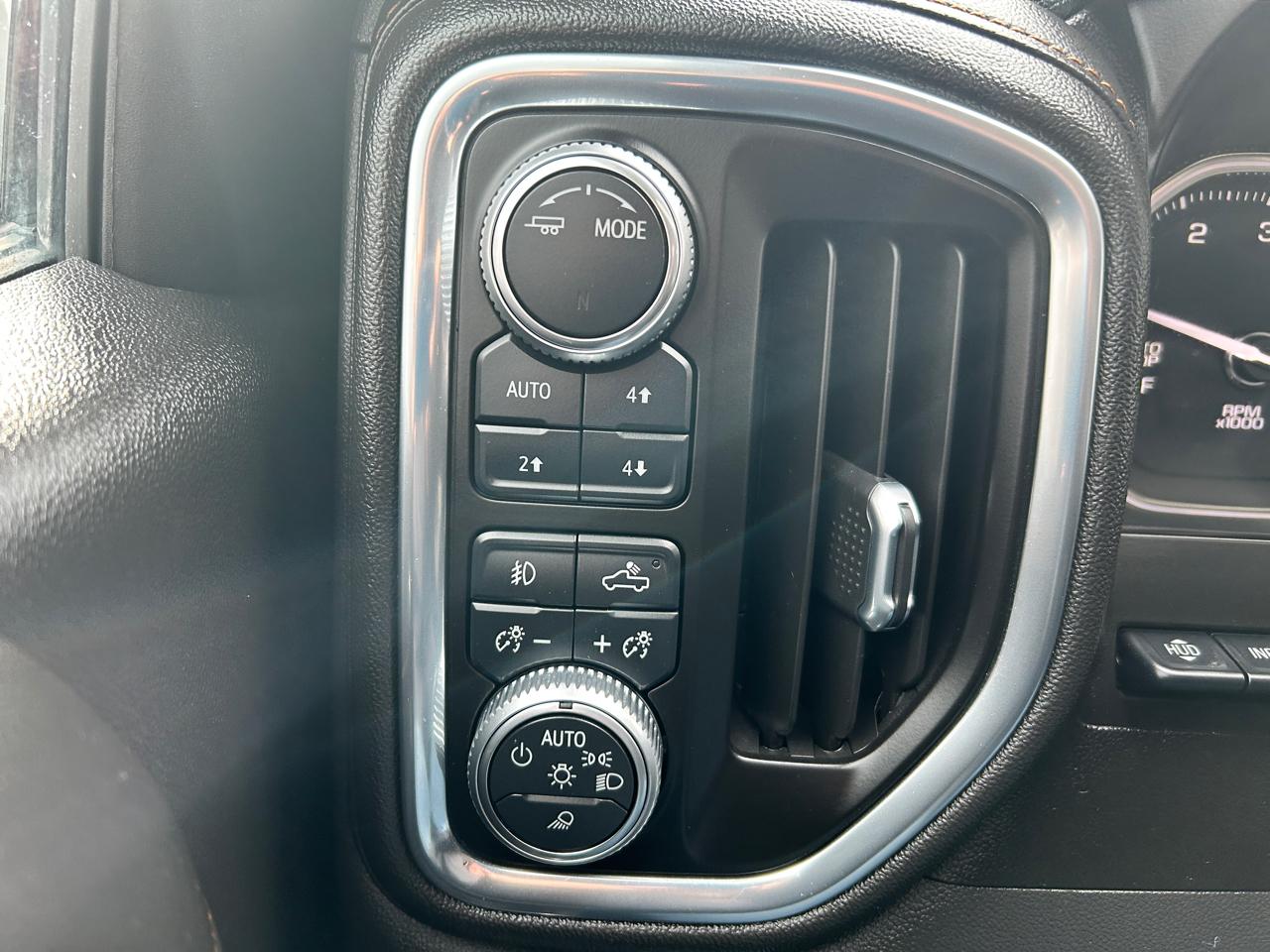 GMC Sierra 1500 4WD Crew Cab 147" AT4 2020