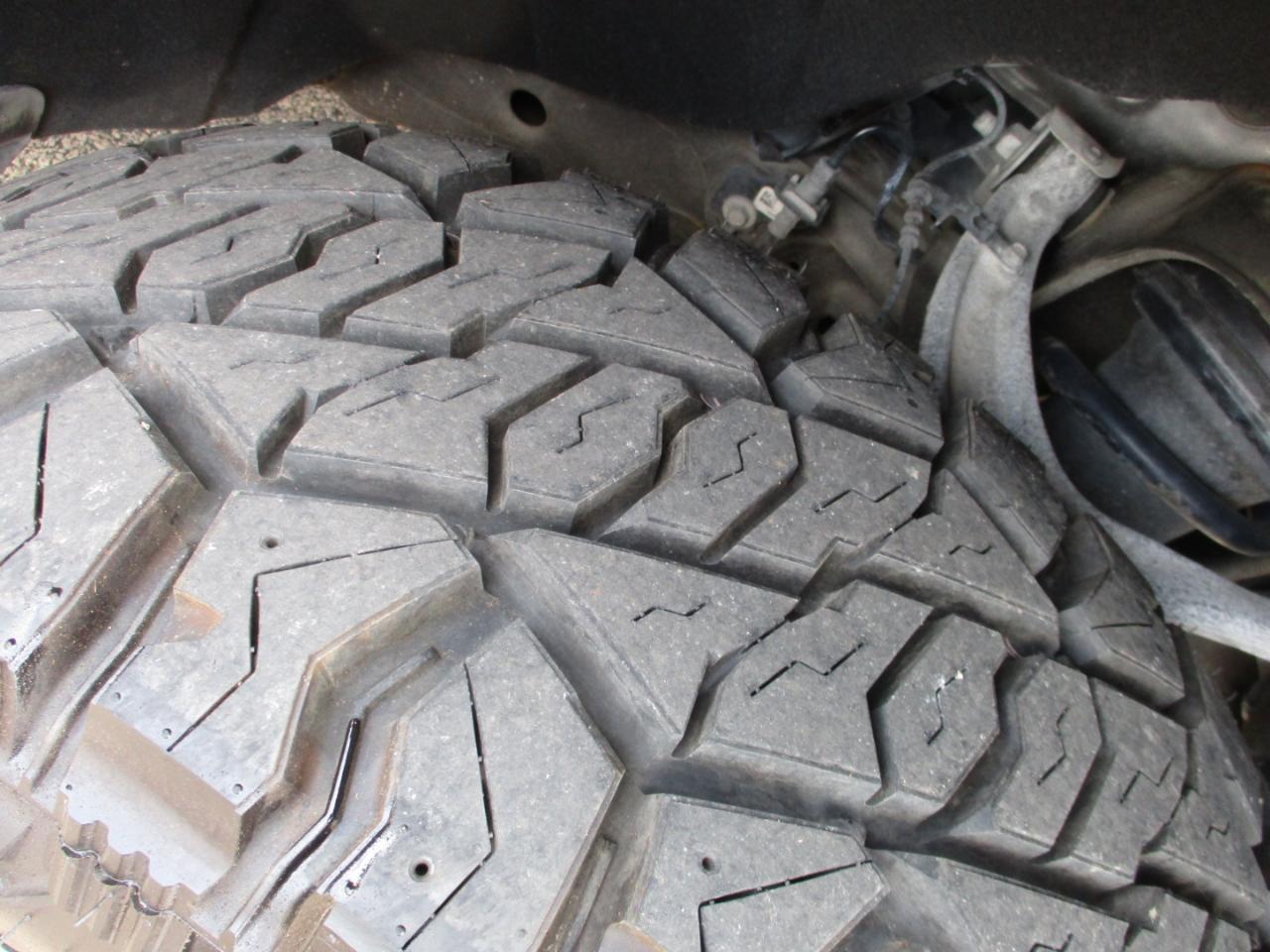 GMC Sierra 1500 4WD Crew Cab 147" AT4 2020