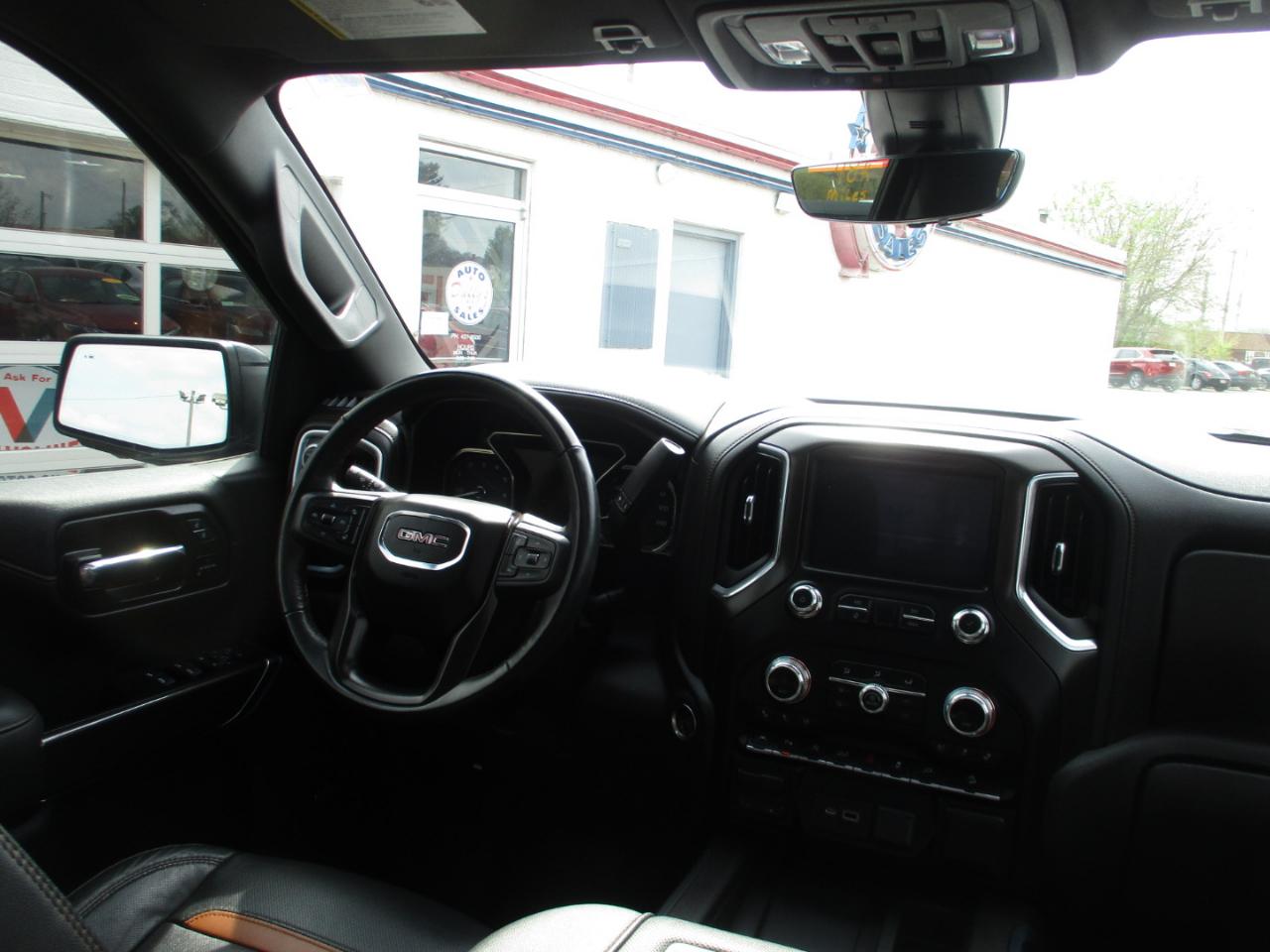 GMC Sierra 1500 4WD Crew Cab 147" AT4 2020