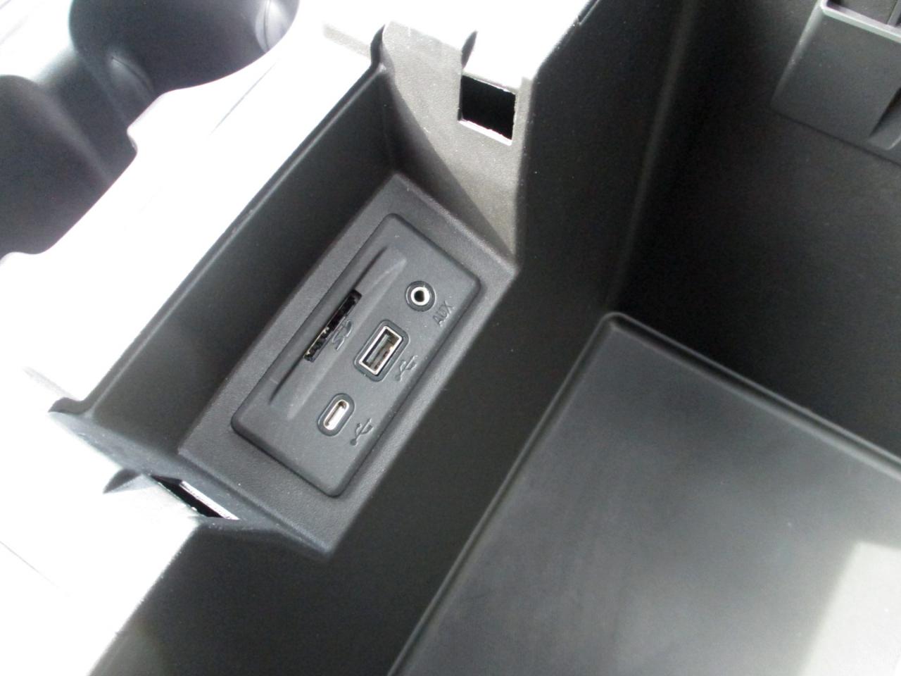 GMC Sierra 1500 4WD Crew Cab 147" AT4 2020