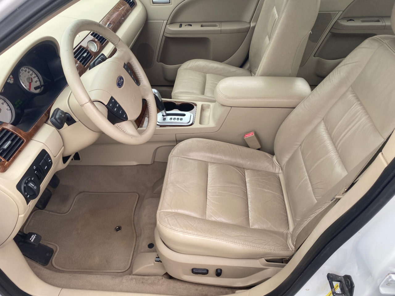 Ford Five Hundred 4dr Sdn Limited FWD 2007