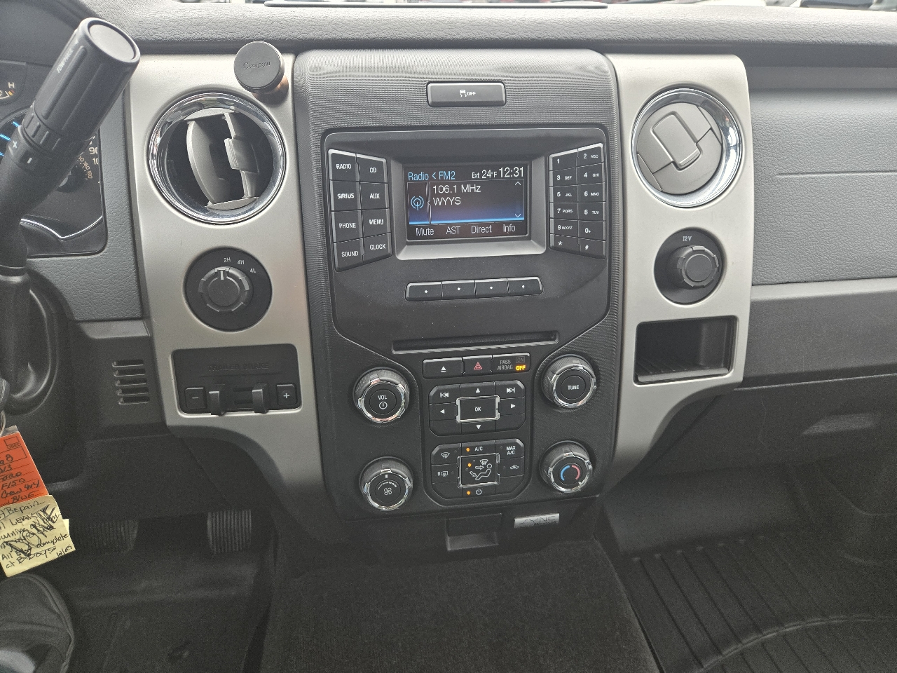 Ford F-150 4WD SuperCrew 145" XLT 2013