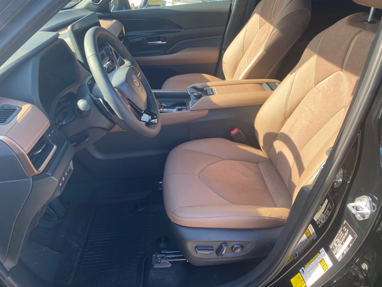 Toyota Grand Highlander Hybrid MAX Limited AWD (Natl) 2025