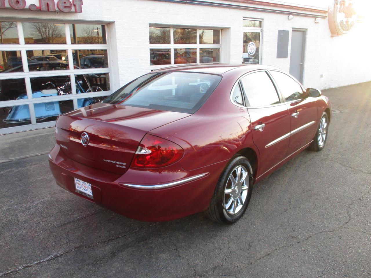 Buick LaCrosse 4dr Sdn CXS 2005