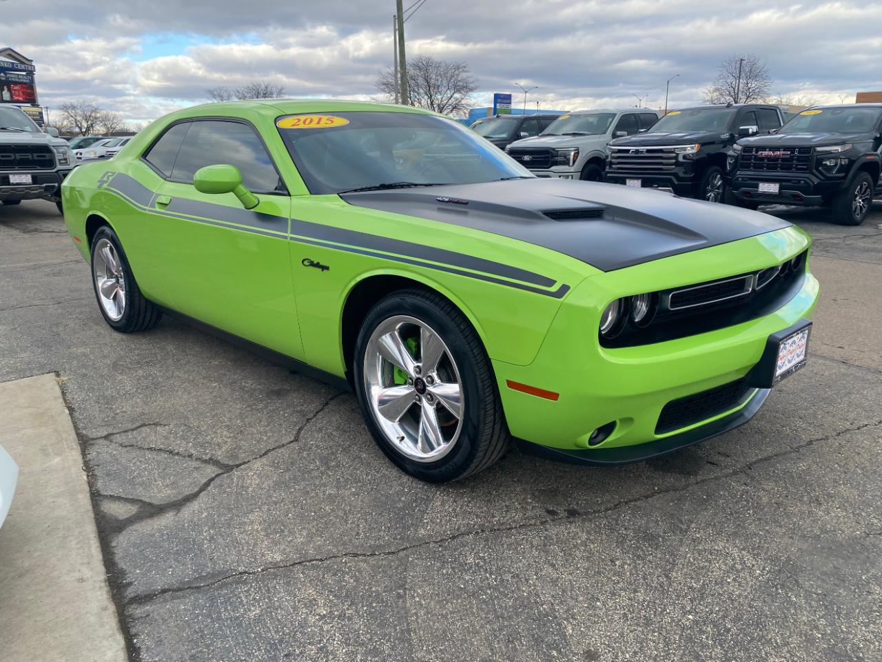 Dodge Challenger 2dr Cpe R/T Plus 2015