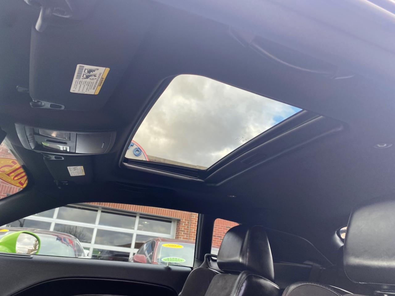 Dodge Challenger 2dr Cpe R/T Plus 2015