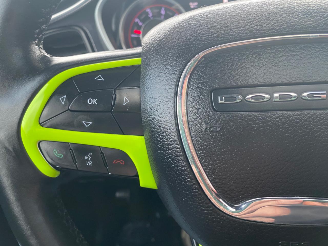 Dodge Challenger 2dr Cpe R/T Plus 2015