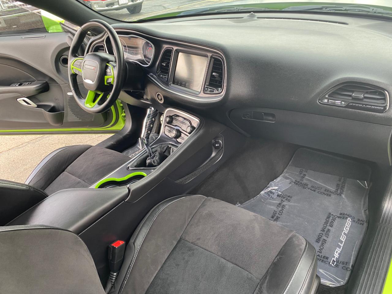 Dodge Challenger 2dr Cpe R/T Plus 2015