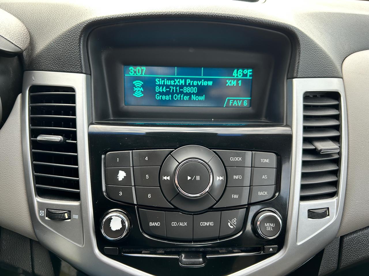 Chevrolet Cruze 4dr Sdn LS 2012