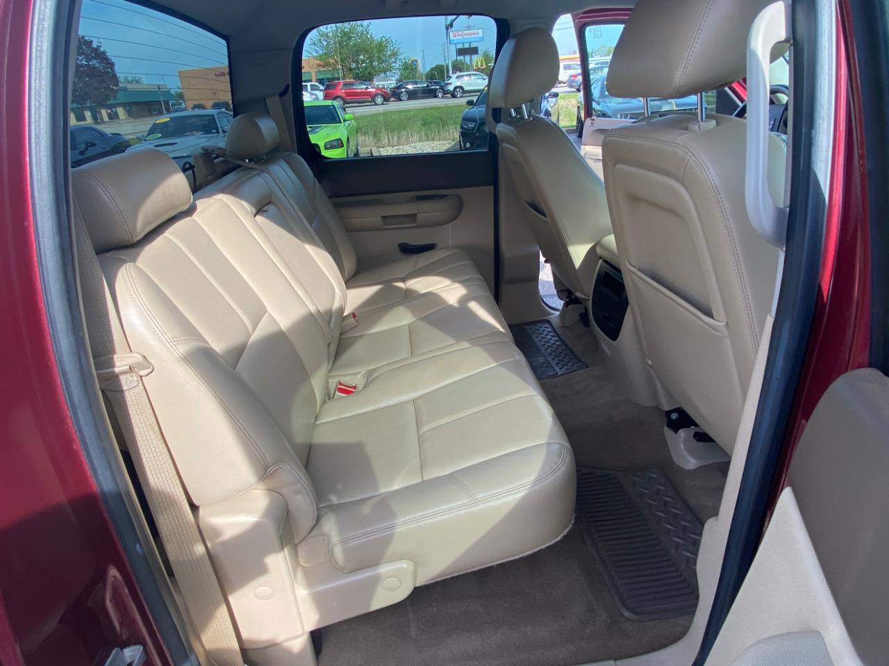 Chevrolet Silverado 1500 4WD Crew Cab 143.5" LT 2013