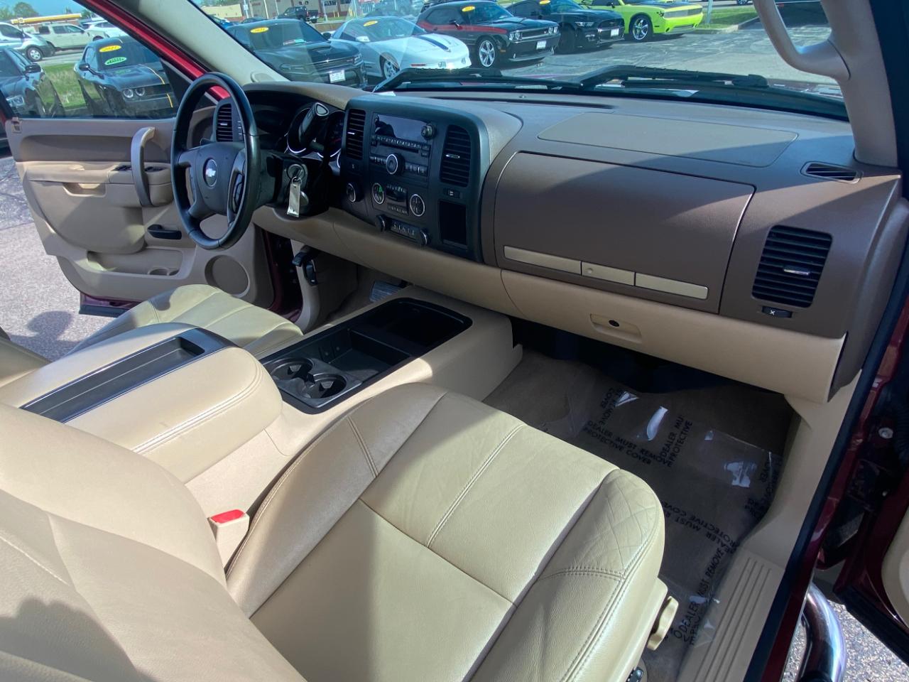 Chevrolet Silverado 1500 4WD Crew Cab 143.5" LT 2013