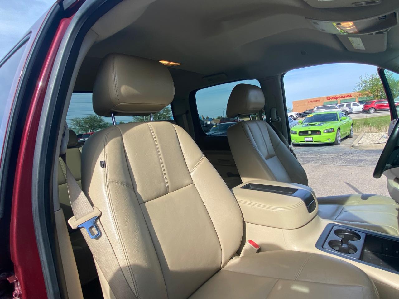 Chevrolet Silverado 1500 4WD Crew Cab 143.5" LT 2013