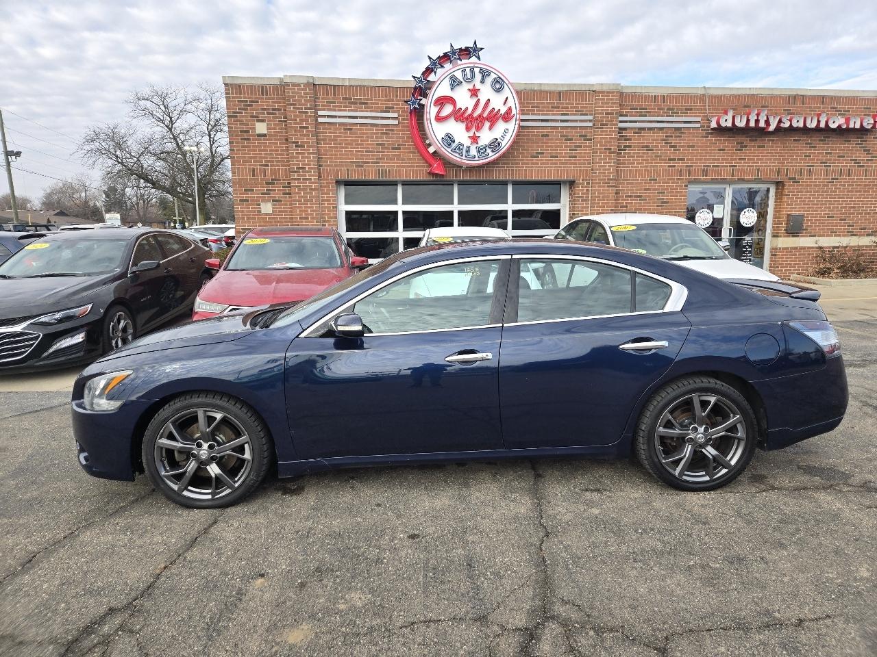 Nissan Maxima 4dr Sdn 3.5 SV w/Sport Pkg 2013