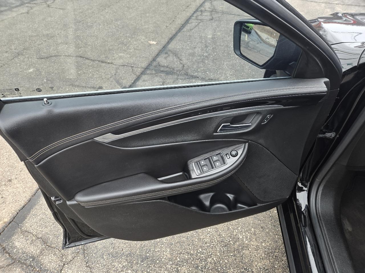 Chevrolet Impala 4dr Sdn LT w/1LT 2018