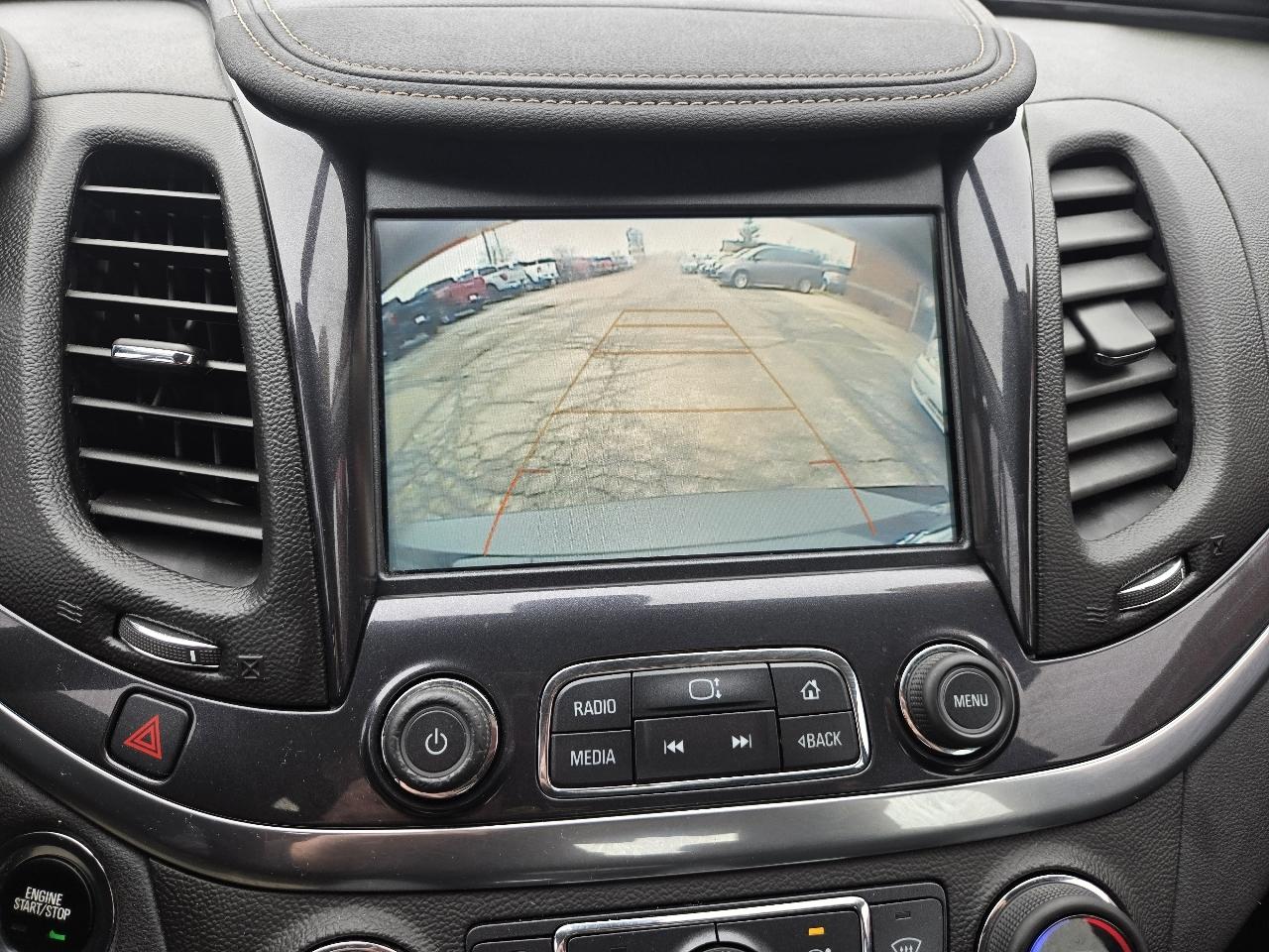 Chevrolet Impala 4dr Sdn LT w/1LT 2018