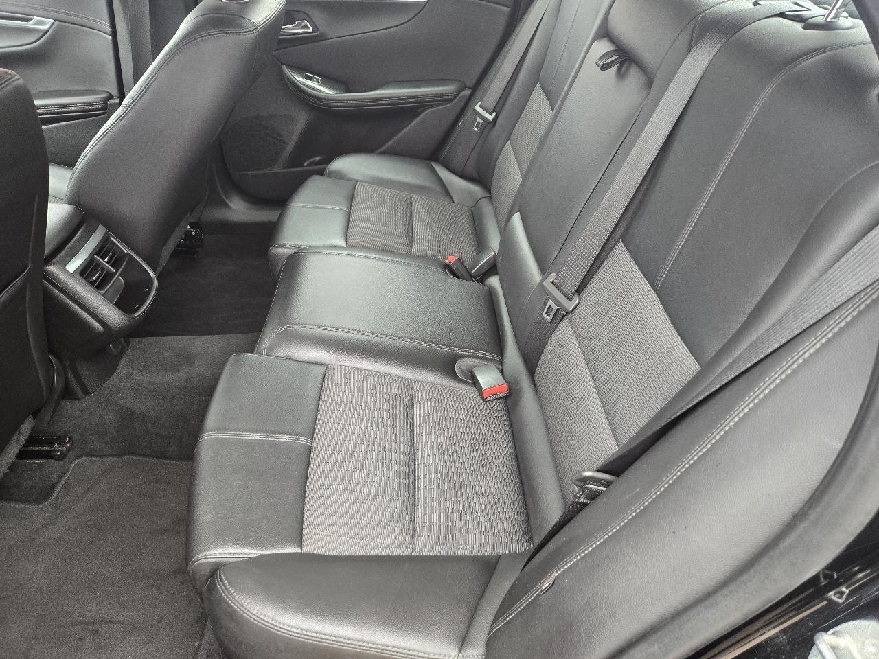 Chevrolet Impala 4dr Sdn LT w/1LT 2018