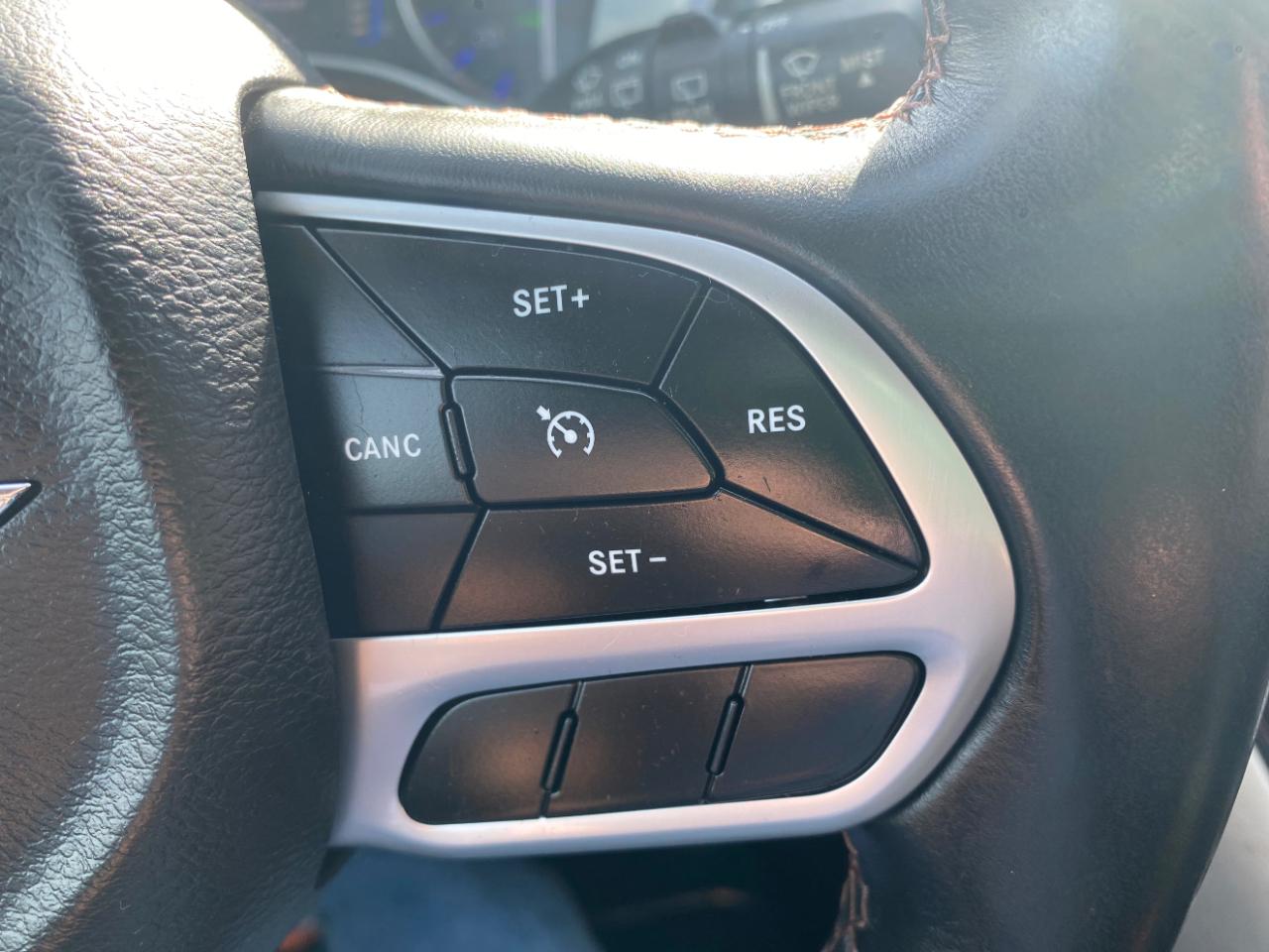 Chrysler Pacifica Touring-L FWD 2017