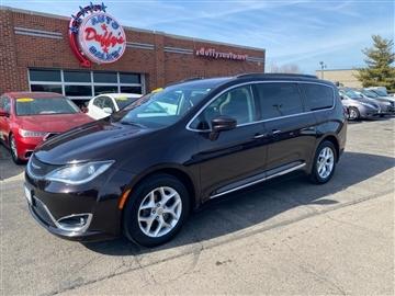 2017 Chrysler Pacifica Touring-L FWD