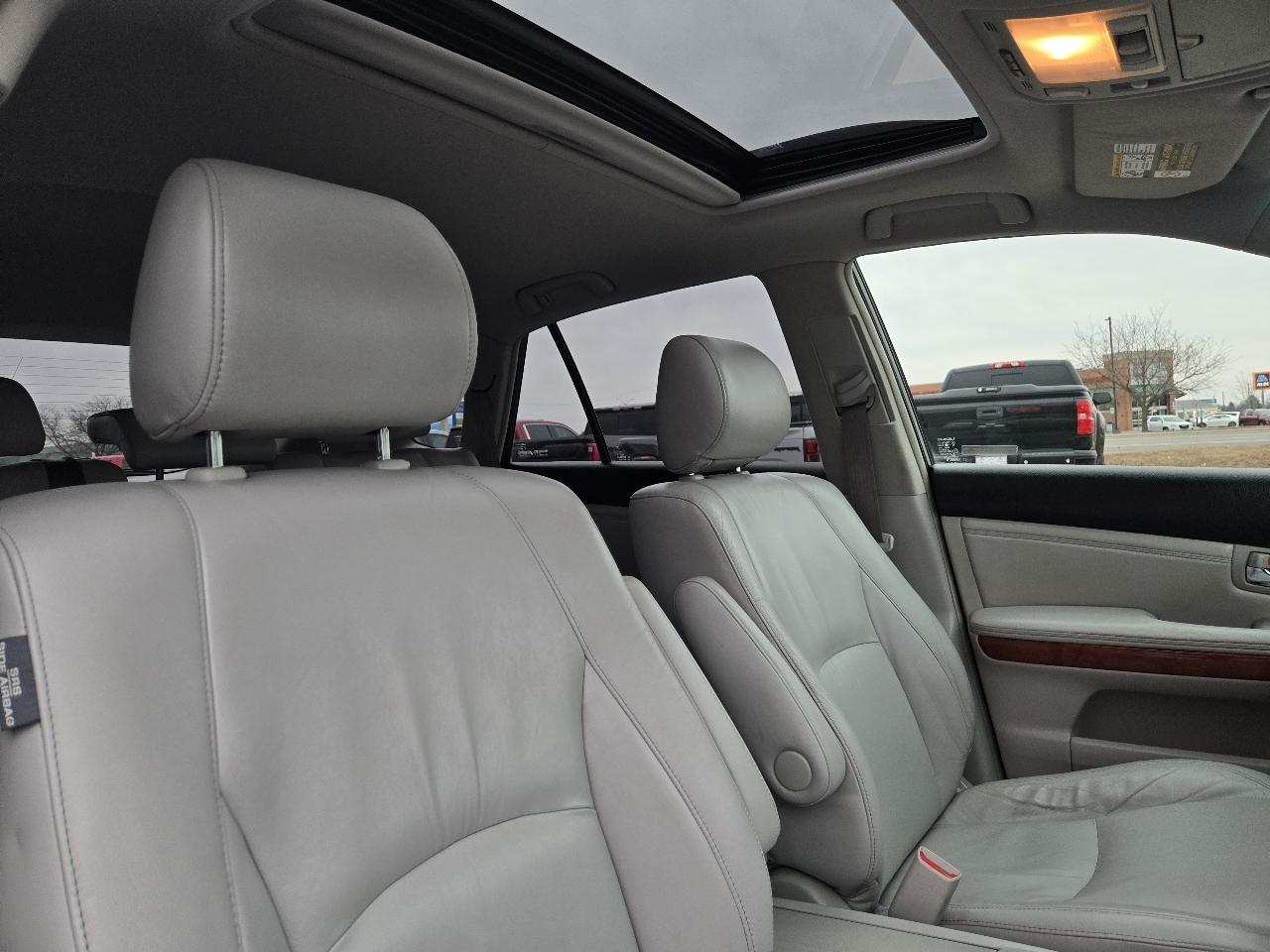 Lexus RX 330 4dr SUV AWD 2005