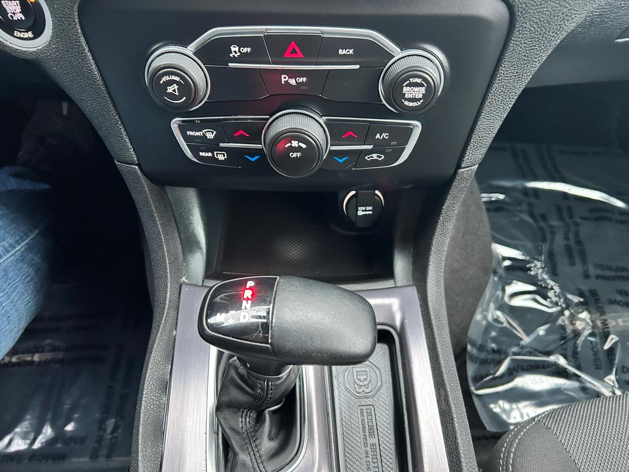 Dodge Charger 4dr Sdn SE AWD 2015