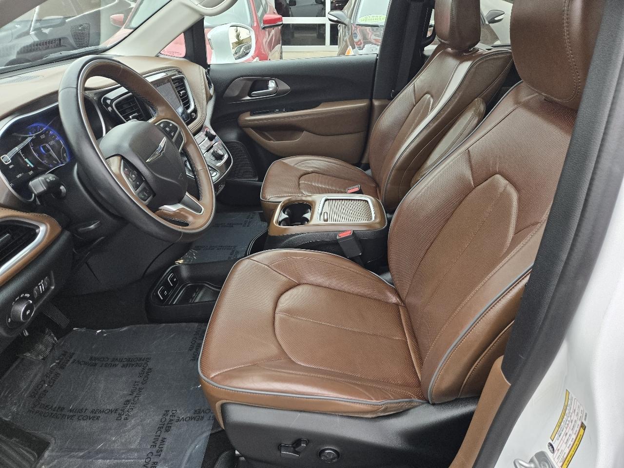 Chrysler Pacifica Limited FWD 2017