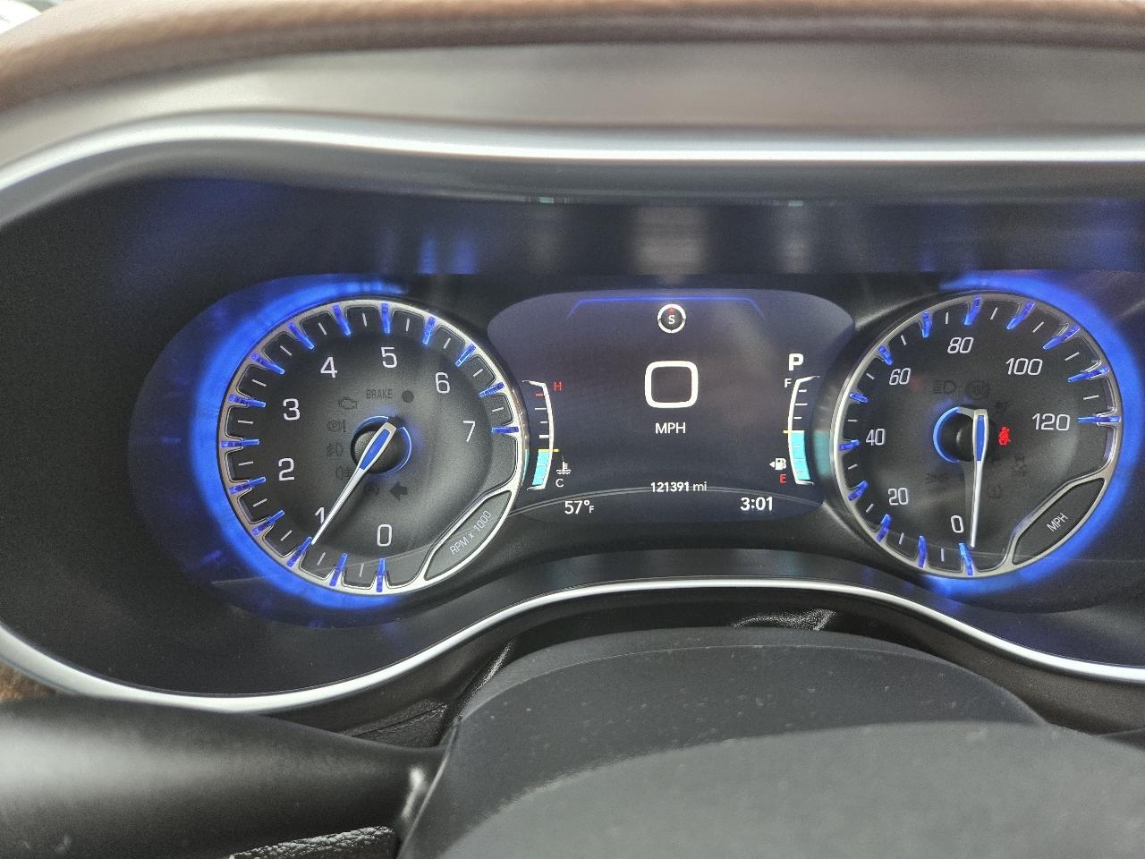 Chrysler Pacifica Limited FWD 2017