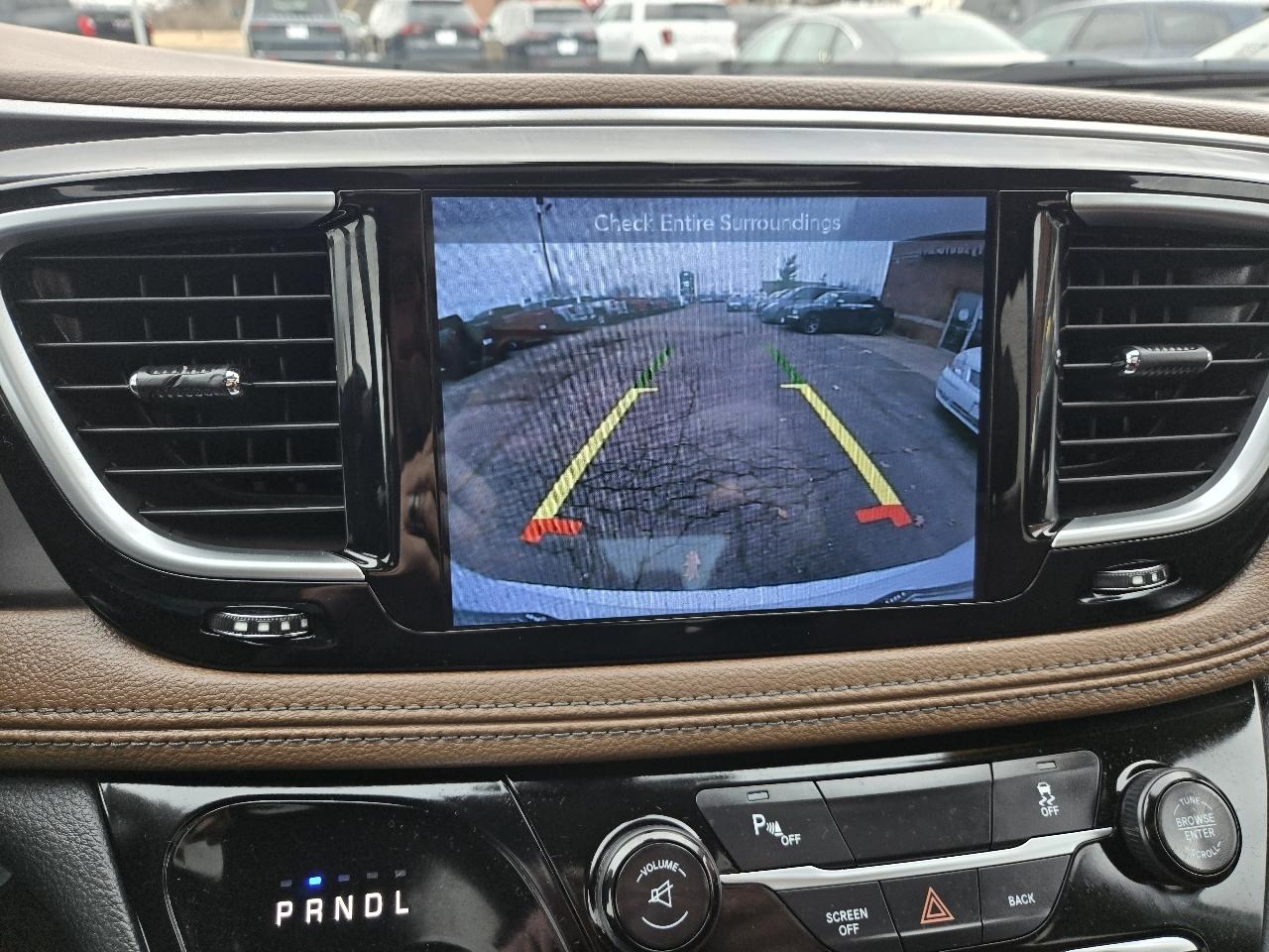 Chrysler Pacifica Limited FWD 2017