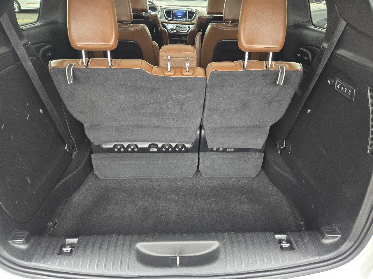 Chrysler Pacifica Limited FWD 2017