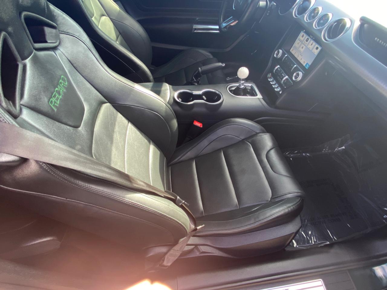 Ford Mustang Bullitt Fastback 2019