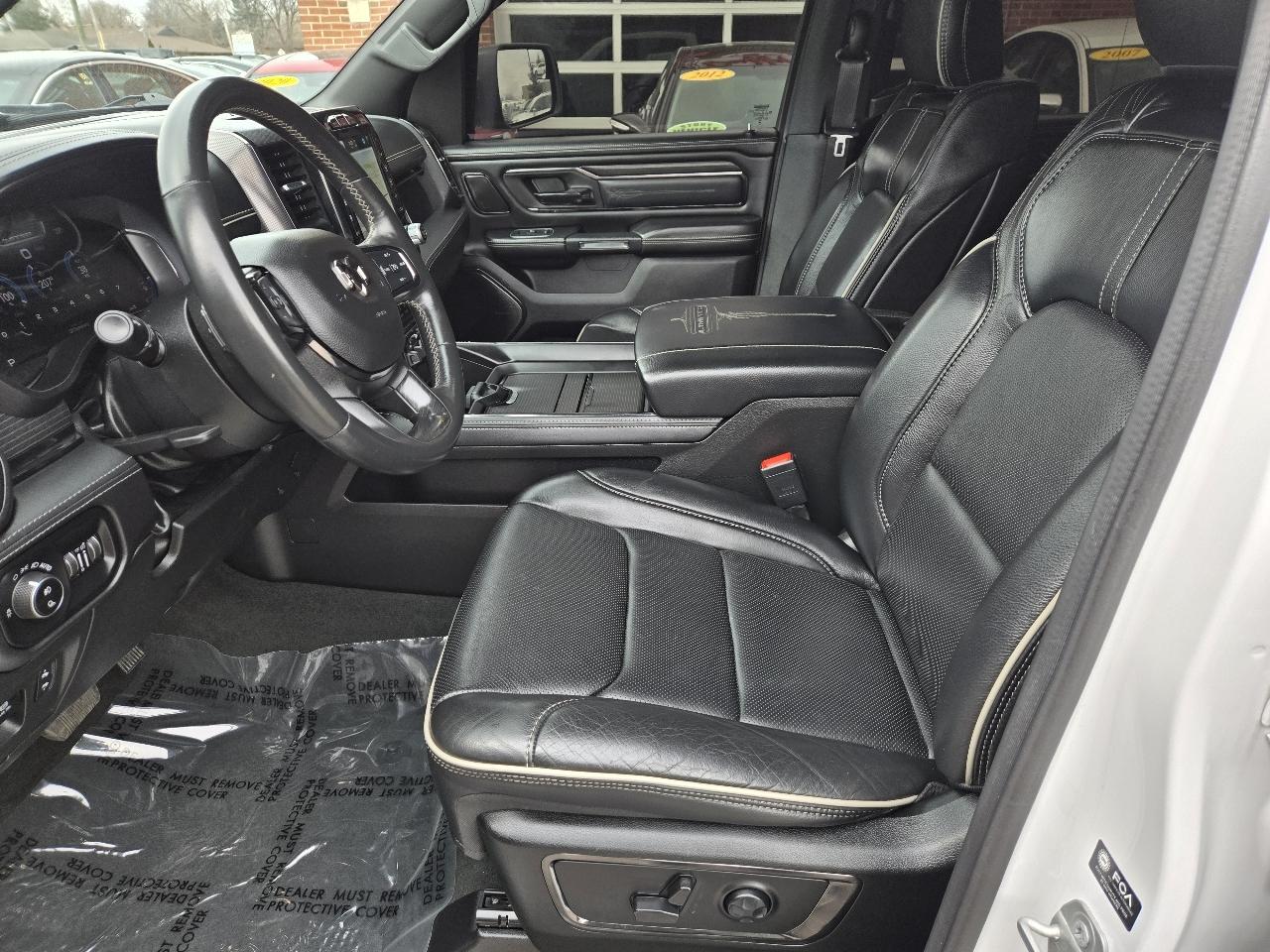 RAM 1500 Limited 4x4 Crew Cab 5'7" Box 2023