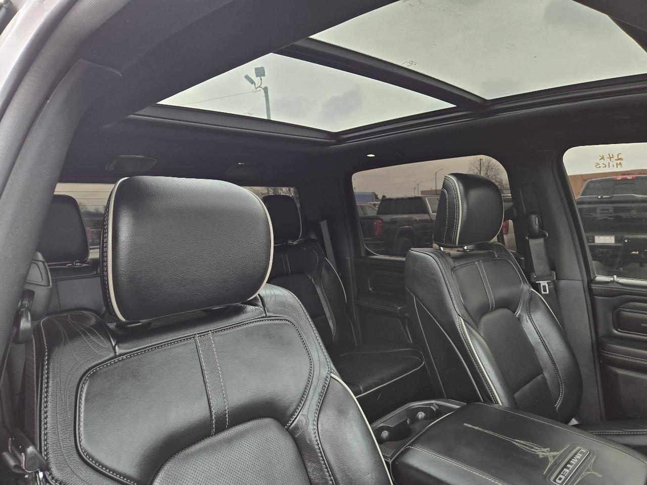 RAM 1500 Limited 4x4 Crew Cab 5'7" Box 2023