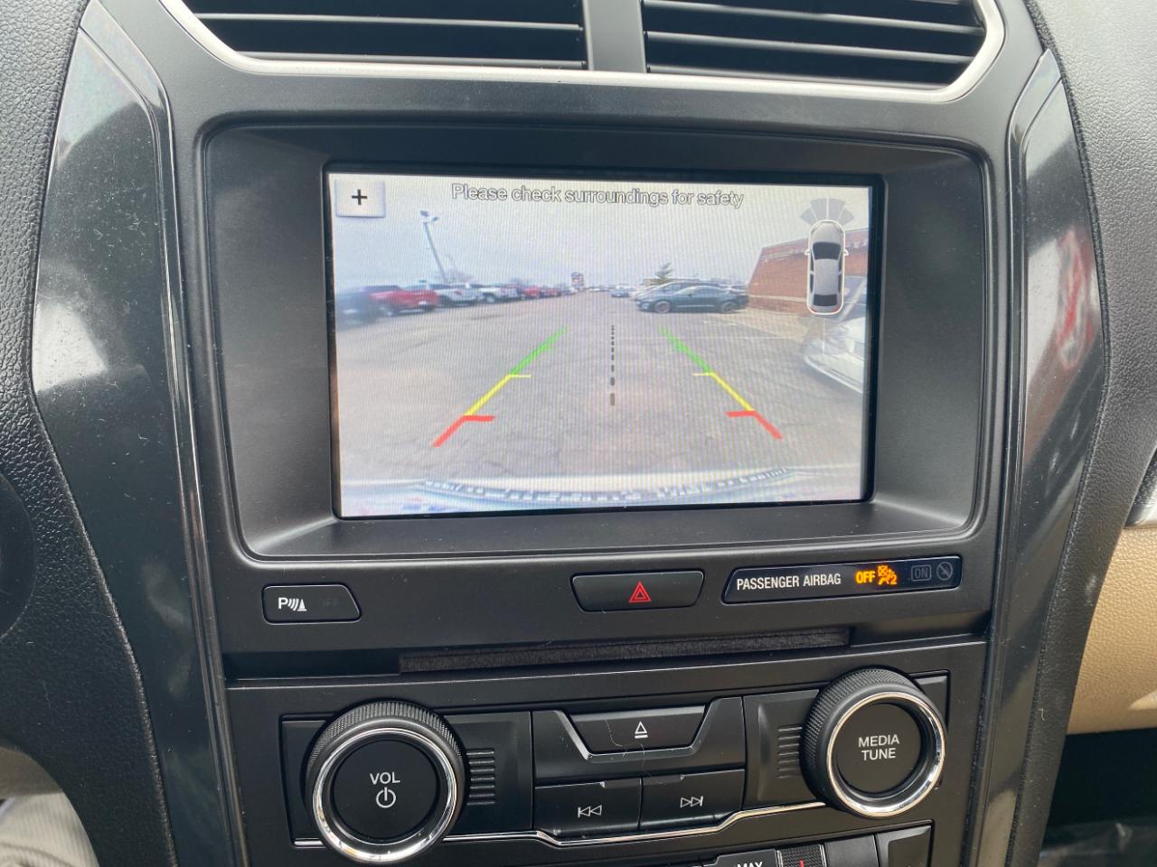 Ford Explorer XLT FWD 2017