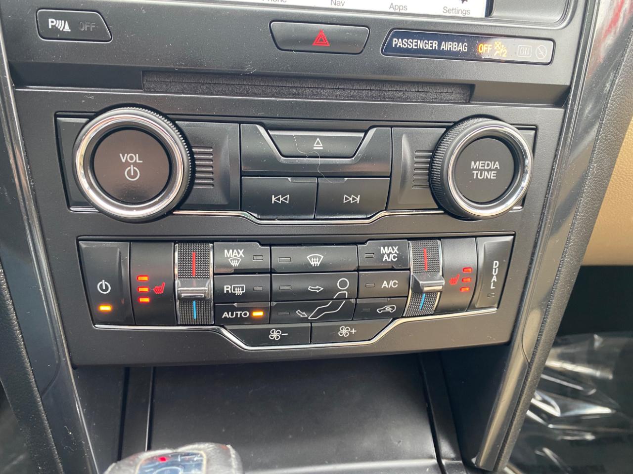 Ford Explorer XLT FWD 2017