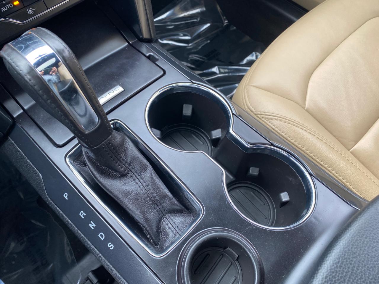 Ford Explorer XLT FWD 2017