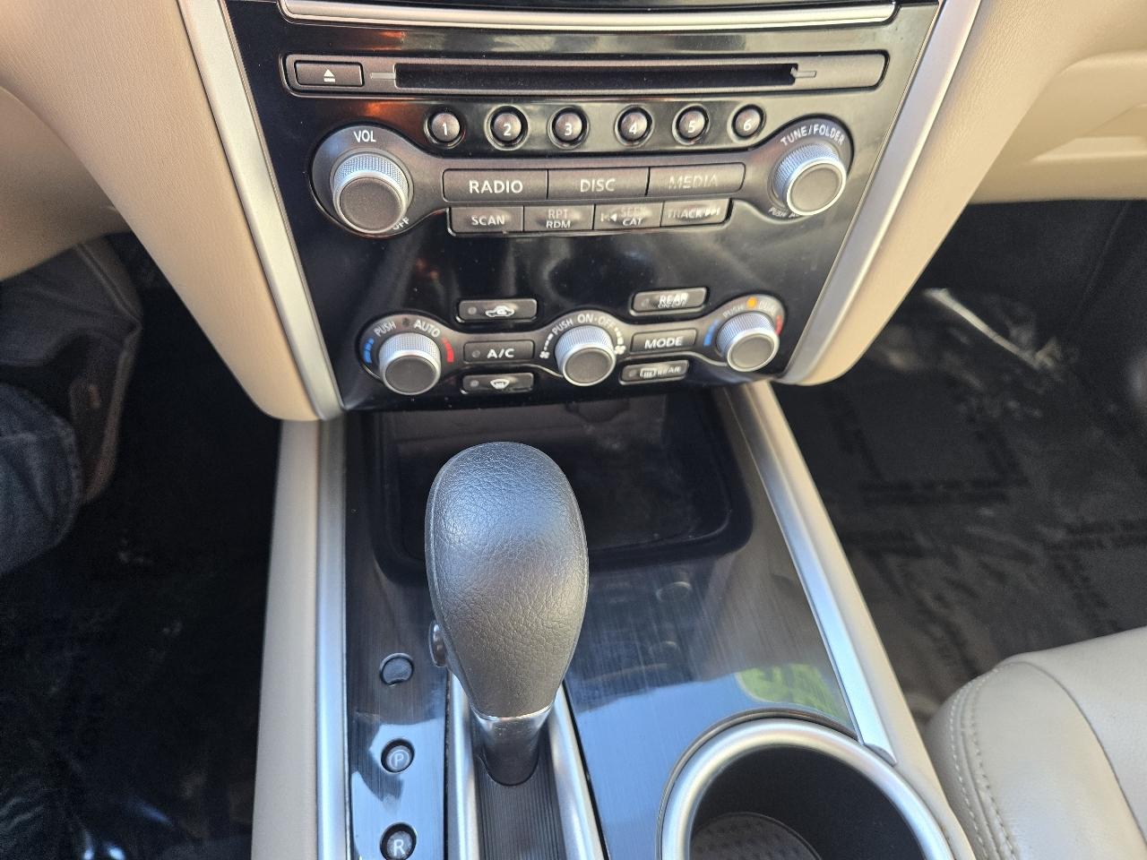 Nissan Pathfinder FWD S 2017