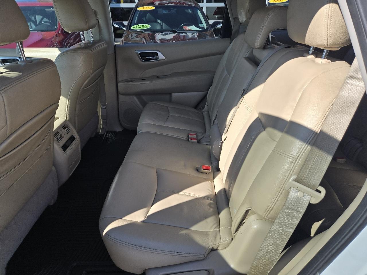 Nissan Pathfinder FWD S 2017